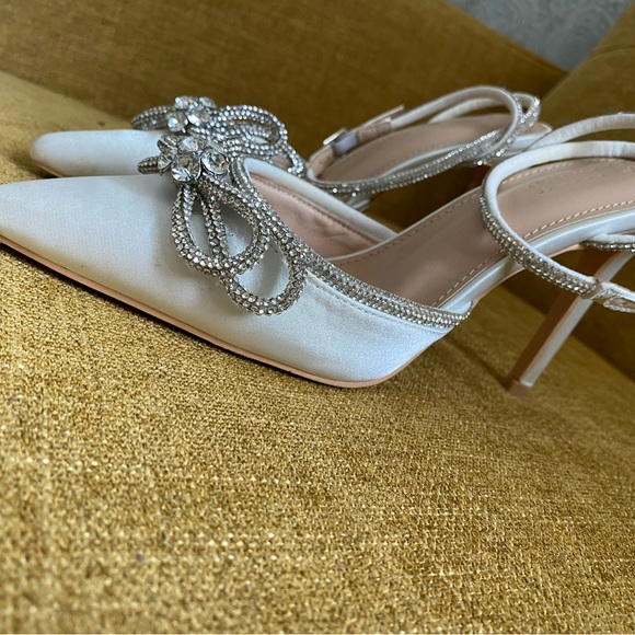 Shoes - Elegant Crystal-Embellished Ivory Slingback Heels